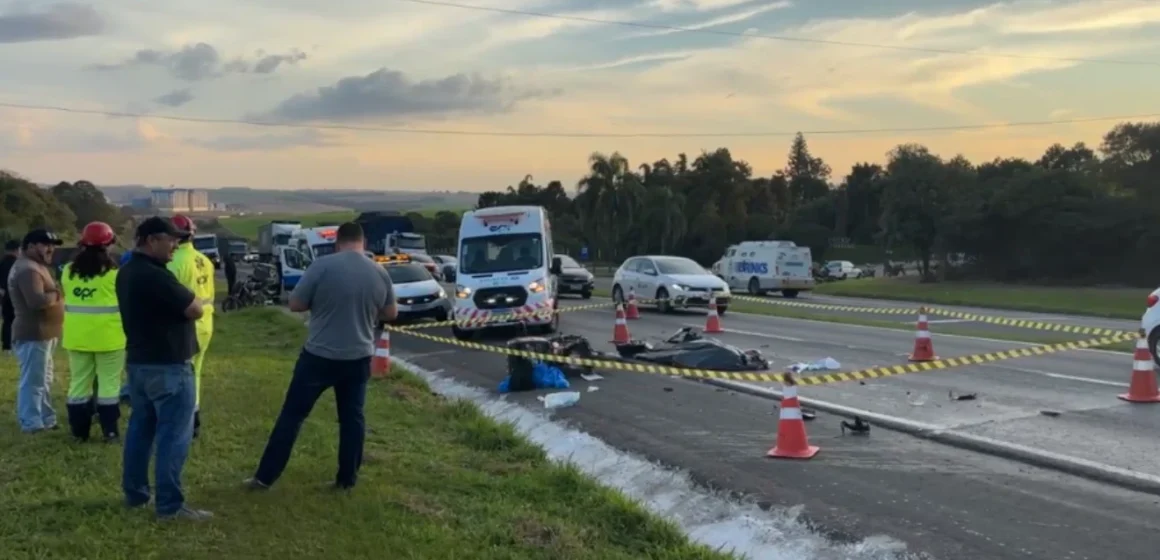 DPonta-75 Motociclista de 41 anos morre após colisão com caminhão na PR-151, em Carambeí